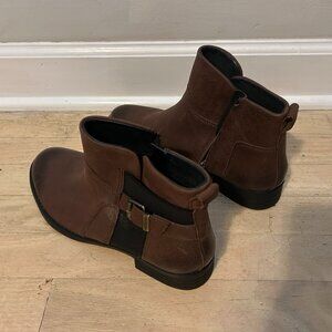 Bussola brown boots